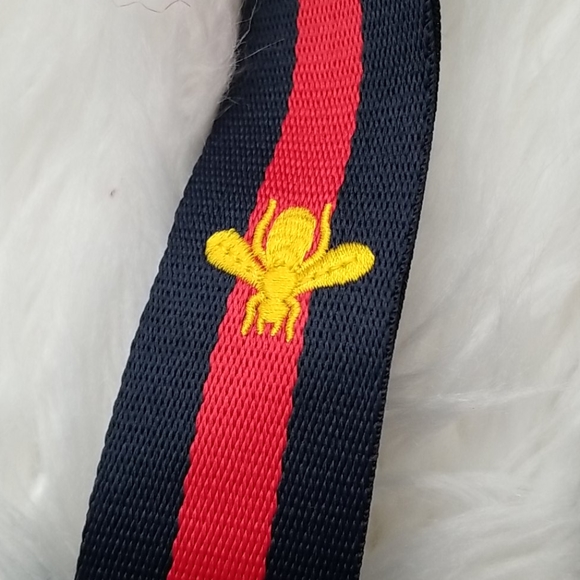 Red Navy Blue Striped Bee Web Crossbody Strap - Picture 4 of 4